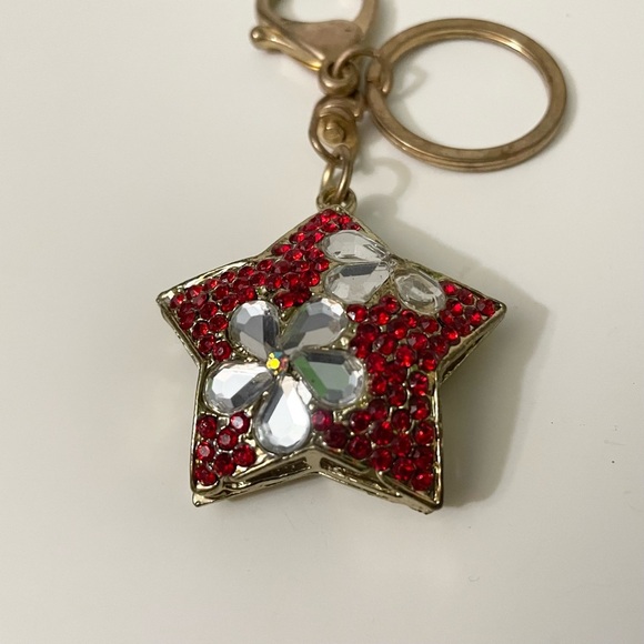 Red and White Rhinestone Star Keychain - Picture 14 of 14